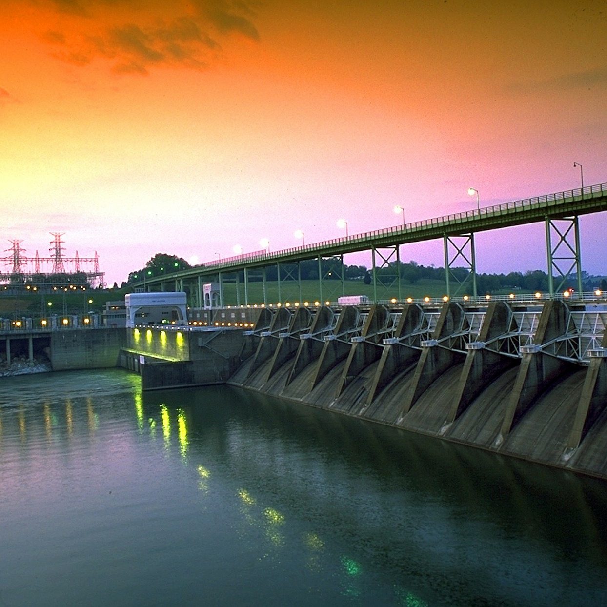 Fort Loudoun Lake Polly Harrison, Lakehome Realtor